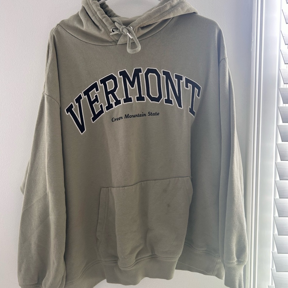 Vermont hoodie size large